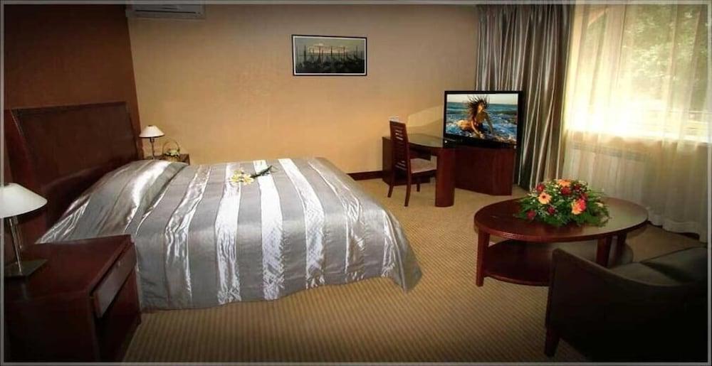 Voyage Hotel Αλμάτι Εξωτερικό φωτογραφία