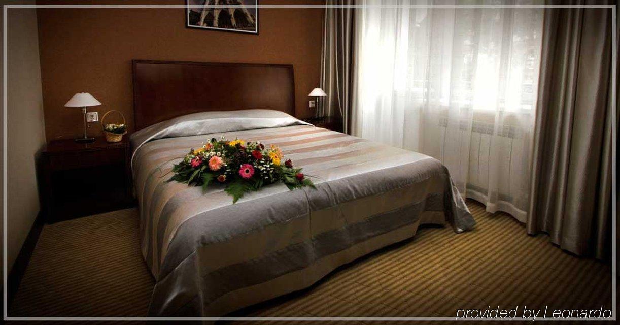 Voyage Hotel Αλμάτι Δωμάτιο φωτογραφία